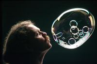 Bubble magician tom noddy