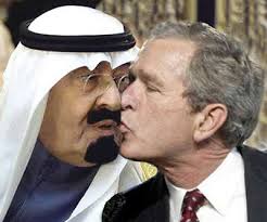 Bush kissing saudi king