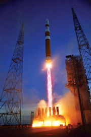 Delta_iv_medium_rocket_dscs