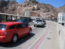 Hoover_dam_traffic_jam_small