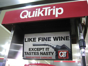 Quiktrip_sign