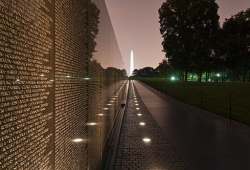 Vietnam-veterans-memorial